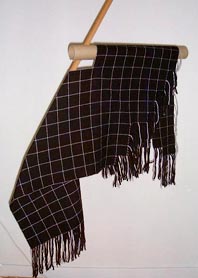 hanging v-shawl